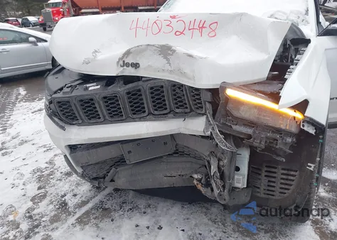 2025 Jeep Grand Cherokee L Limited 4X4 z USA, uszkodzony, nr VIN 1C4RJKBG0S8649201